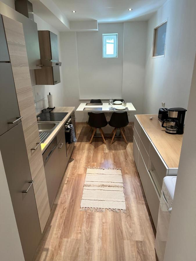 Cozy 8-Person Home In Vienna Located At Haberlgasse 82 N1 Екстериор снимка